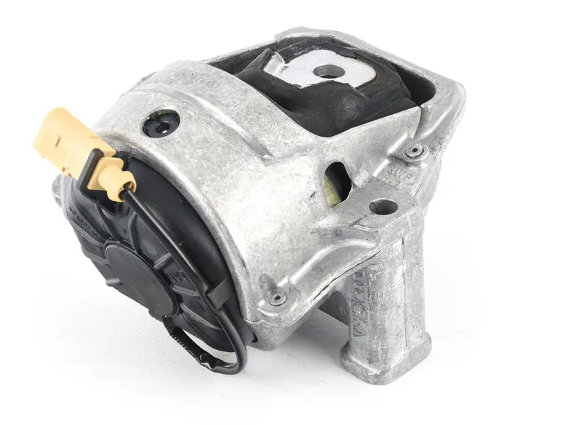 Engine mounting 8R0199381AA