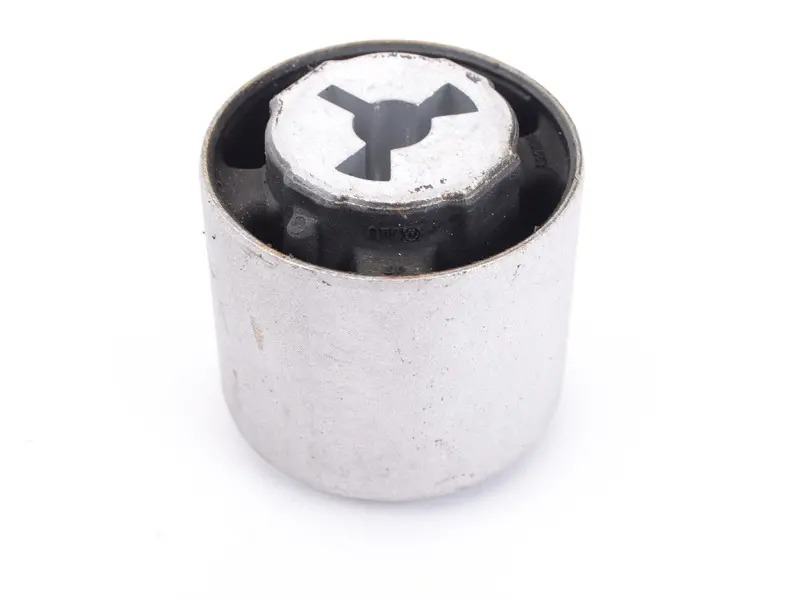 rubber isolator 97037506100