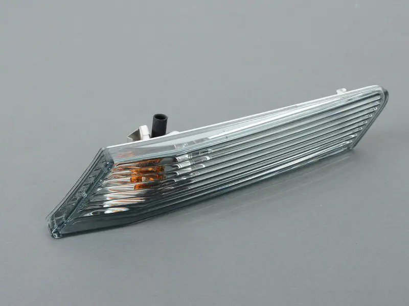 Turn signal repeater 98763103302