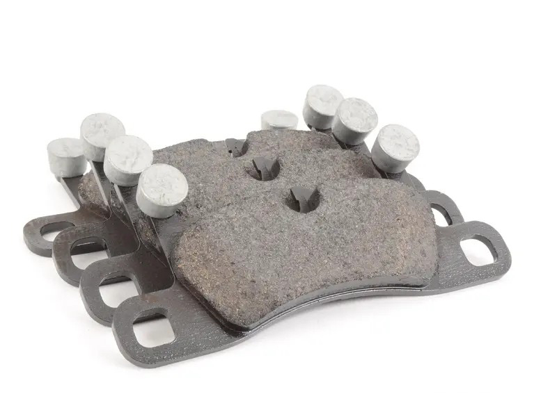 1 set of brake pads for disc brakes 99135293902