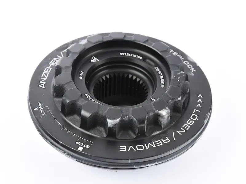 wheel bolt 99136108190