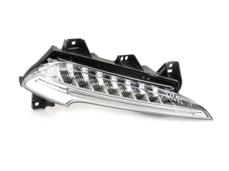 Additional headlight. This part number supersedes to 99163115206 99163115205 Additional headlight. This part number supersedes to 99163115206 99163115205