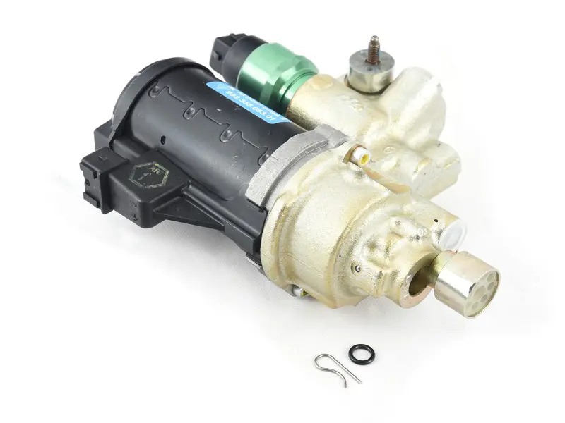 Pump. This part number supersedes to Reconditioning unit 993355953AX and Surcharge 993355953AU 99335595302