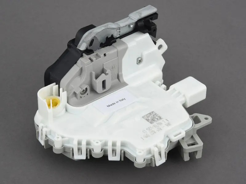 door latch 9A783721506