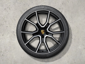 21-Zoll RS Spyder Design Winterradsatz, lackiert in Schwarz (seidenglanz). Porsche Taycan (MK2) 2024>> - 9J1073603MM - 9J1073603MM