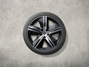 22" Macan Exklusiv-Design Winter-Komplettradsatz, schwarz hochglanz. Porsche Macan-e - 95C044600N