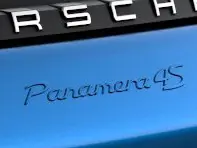 Stemma posteriore 'PANAMERA 4S', con primer. Porsche 971 Panamera 2017>> - 971044880G2X, 971044880