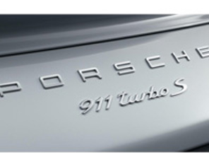 Badge arrière 'PORSCHE 911 TURBO S' pour Porsche 991.2 - 99104480385G2X