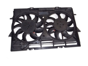 Water radiator fan with cowling. Porsche 95B Macan - 95B121003E, 95B121003C, 95B121003B, 95B121003A, 95B121003