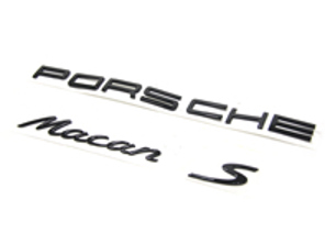 'PORSCHE Macan S' Rear badge, in Black (high-gloss). Porsche Macan - 95B04480281041, 95B04480281