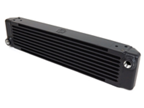 Single-Pass-Ölkühler mit abgeschrägtem Tank im RSR-Stil. Porsche 911/930 - 8202 - CSF-8202