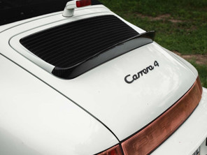 Becquet arrière de coffre en fibre de carbone Rennline. Porsche 964 - 96451201700