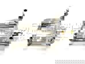 Plaque de montage du compresseur de climatisation. Porsche 964 / 993 - 99312612301