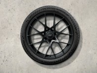 20 英寸/21 英寸 911 GT3 RS 锻造铝合金黑色（缎面光泽）轮组，无轮胎。原装保时捷 - 992044681CH