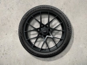 Jeu de roues 20"/21" 911 GT3 RS en alliage d'aluminium forgé noir (satiné brillant) sans pneus. Porsche d'origine - 992044681CH