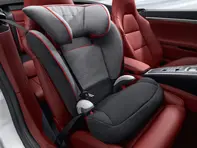 Porsche Plus kinderzitje voor kinderen van 3,5 jaar tot 12 jaar (lichaamsgewicht: 15 tot 36 kg). - 95504480296, 95504480596, 95504480598, 95504480618, 971044053