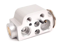 Air con expansion valve. Porsche 955 Cayenne - 95557231901 - AVE124000P