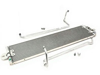 Refroidisseur d'huile de boîte de vitesses/transmission avec tuyaux pour Porsche 955 Cayenne / 957 Cayenne (pièce d'origine). - 95530701700, 95530701703, 95530717108, 95530717208 - CLC49000P