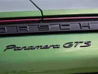 Insignia Trasera 'PANAMERA GTS', en Negro. Porsche 971 Panamera 2017>> - 971044880A041, 971044880A