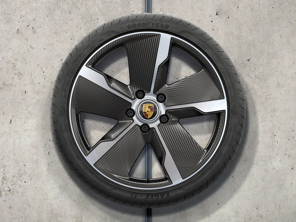 21' Taycan Exclusive Design mit Aeroblades in Carbon Alufelgen & Sommerreifen Original Porsche - 9J1073660S