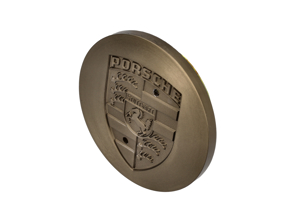 Enjoliveur de roue platine métallisé avec écusson Porsche en relief - 477601051G, 477601051D