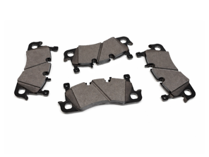 Plaquettes de frein avant. Porsche 95C Macan-e 2024>> (PR : 1LN) - 95C698151, 2625001