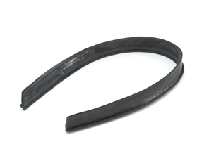 Joint de compartiment moteur, avant. Porsche 911 1974-89 - 91150411302 - URO-008813, 1685800400