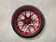 20 英寸/21 英寸 911 GT3 RS 锻造铝合金 Pyrored 车轮组，无轮胎。原装保时捷 - 992044681CK