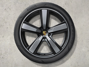 22" Cayenne Exclusive Design in Schwarz (Hochglanz) Alufelgen und Sommerreifen Original Porsche - 9Y0044643R