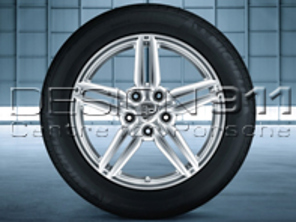 Llantas de aleación Cayenne Design II de 19' y neumáticos de invierno Porsche original - 95804460083, 95804460084