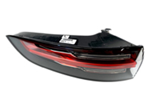 Außenteil der Heckleuchte. Porsche 9YA Cayenne - 9Y0945095H, 9Y0945096H, 9Y0945095D, 9Y0945096D, 9Y0945095M, 9Y0945096M