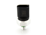 Vorderer Getriebedrucksensor an der Kupplungsverriegelungssteuerung. Porsche 991T / 991.2 - 9P1906278A, 9P1906278