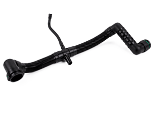 Conduite de reniflard du carter moteur. Porsche 970 Panamera Turbo 4.8L 2009-16 - 94810724571