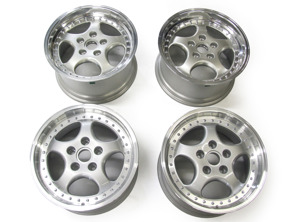 Jantes en alliage 18" KT2 à jante divisée - Finition argent Porsche PCD5/130