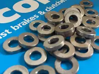 Distanzstück für die Montage des hinteren Bremssattels. Porsche 996 GT3 und 997 GT3 - SSC3430X873