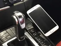 Support de téléphone magnétique ExactFit. Porsche Macan - PM01.02, PM0102