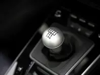 Klassischer 7-Gang-Schaltknauf aus Aluminium in Silber. Porsche 991 / 992 - 991424075108YR, 991424075208YR, 9914240752522W0, 991424075262W0, 991424075322W0, 991424980138YR, 991424980137A0, 991424980138C0, 991424980139H6, 99142498013N11, 99142498013PL1, 991424980238YR, 99142498023DSY, 99142498023DVG, 991424980236U7, 991424980237A0, 991424980238C0, 991424980239H6, 99142498023PL1, 99142498023N11, 991424075318YR, 991424980358YR, 99142498035OG6, 99142498035PL1, 99142498035OH7, 99142498035OK6, 991424980358C0, 991424980359H6, 992711141C8YR, 992711141DOX7, 992711141EOX7, 9927111418YR, 992711141FOX7