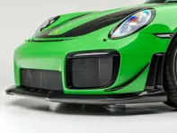 Vordere Stoßstangen-Canards aus hochglänzendem Carbon. Porsche 991 GT2 2017 bis 2019
