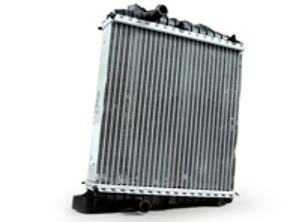 L'eau du radiateur, à droite. Porsche 958 Cayenne 3.0L / Hybride >>2012 - 95810621200, 53007