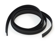 Rear 1/4 moulding lower rubber seal. Porsche 911 / 964 Targa - 90156555740, 90156555740/8