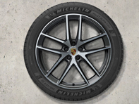 Cerchi in lega da 20' Macan S e pneumatici invernali originali Porsche - 95B044650D