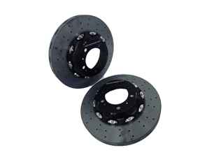 Disques de frein arrière en carbone-céramique. Porsche 997 GT3 / GT3 RS / turbo / GT2 / Carrera S / 4S / GTS - 99635203103, 99135203101, 99635203203, 99135203201, 99635203104, 99635203204, 99735203101, 99735203201 - 9M997GTR