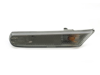 Side repeaters clear. Porsche 996 / 986 Boxster (NO. 99663104303 / 99663104403) - 99663104301, 99663104302, 99663104401, 99663104402, 99663104403, 99663104303