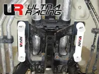 Mittlerer unterer Balken. Porsche 997 Carrera 4S 2006>> - Ultra Racing - ML4-1510P