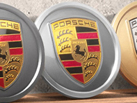 Wieldoppen in platinazilver met gekleurd Porsche embleem voor Porsche Taycan / Panamera - 9J1073002