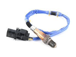 Sonde à oxygène lambda avant pot catalytique. Porsche Boxster 987 / 997 GT3 - 98760612301, 98760612303, 98760612304