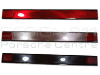 Rear centre reflector panel. Porsche 911 1974-89 - 91163143203