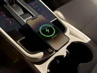 Chargeur de téléphone sans fil avec Magsafe. Porsche 95B Macan à partir de 2022 - 95B857921B, 95B857921BCZO, 95B857921C, 95B857921CCZO