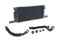 Radiateur d'eau/liquide de refroidissement, centre. Porsche 981 Boxster / Cayman / 991.1 - 99110613702, 8MK376792601, 99110613701, 9P1121253, 99110653701, 99110653802, 99110663901, 99110663802 - CR1941000P
