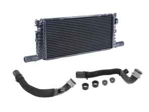 Radiateur d'eau/liquide de refroidissement, centre. Porsche 981 Boxster / Cayman / 991.1 - 99110613702, 8MK376792601, 99110613701, 9P1121253, 99110653701, 99110653802, 99110663901, 99110663802 - CR1941000P